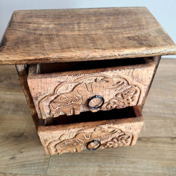 wooden jewelry organizer/storage box with carved elephants. - Picture 7 of 7
